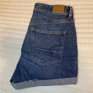 BASICALLY BRAND NEW AMERICAN EAGLE SHORTS